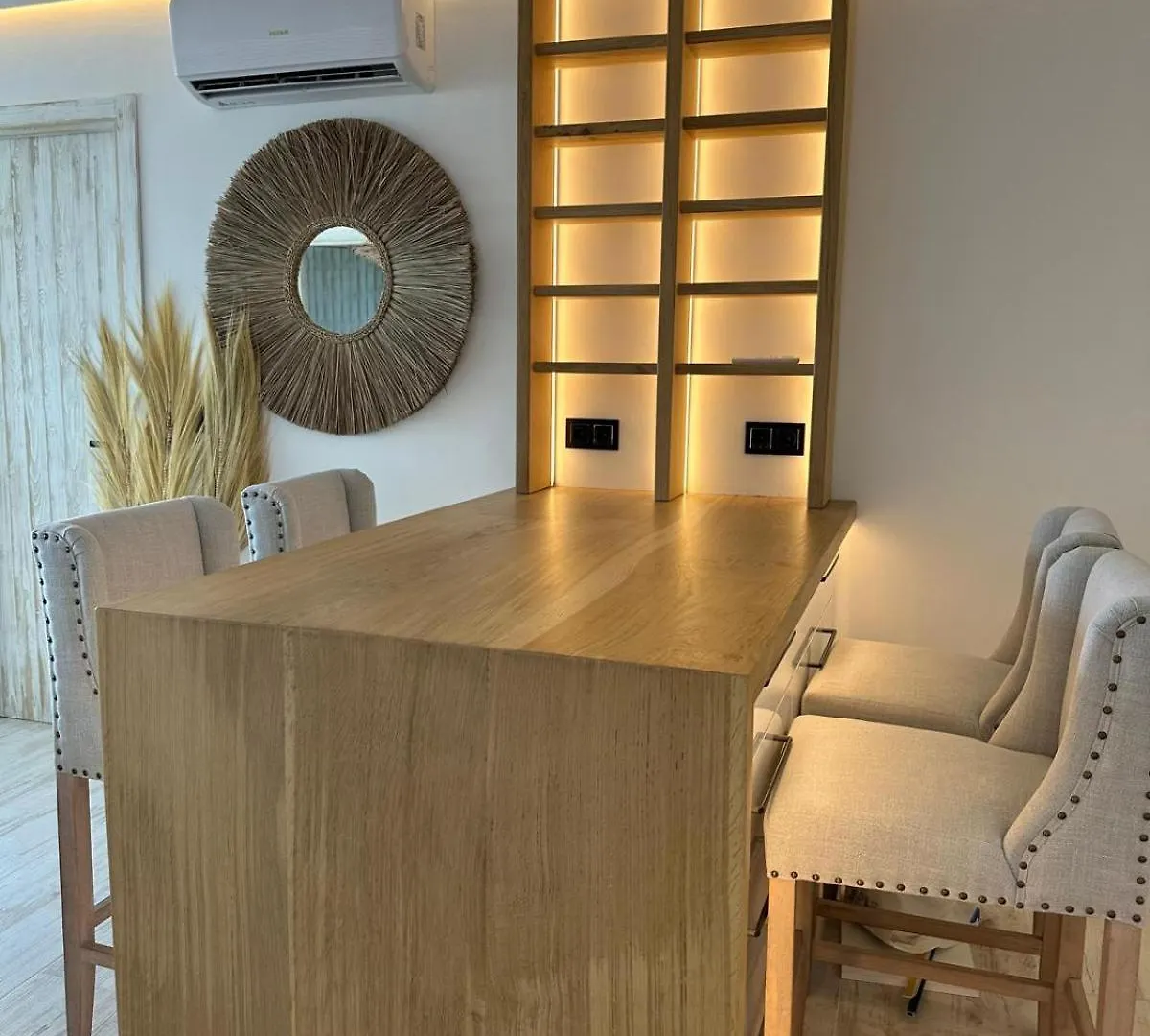 Apartamento El Rocio 2 Dormitorios 2 Banos Y Garaje Torremolinos
